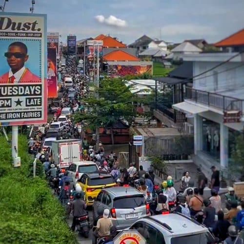 The same Canggu shortcut today – what was a quiet rice-field lane a few years ago is now a busy daily commute of cars, scooters and shopfronts.